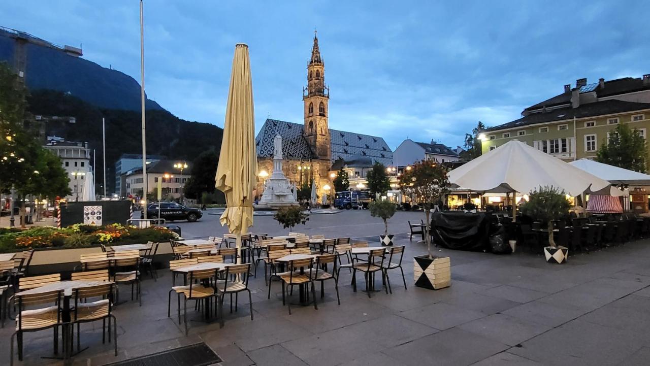 Bolzano 2-Room Central Mountain View, Wifi Netflix Ac Lift Luaran gambar
