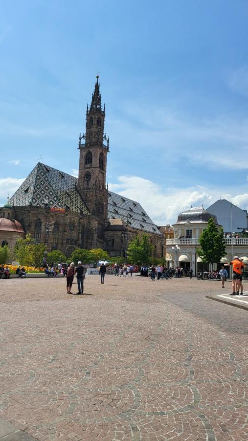 Bolzano 2-Room Central Mountain View, Wifi Netflix Ac Lift Luaran gambar